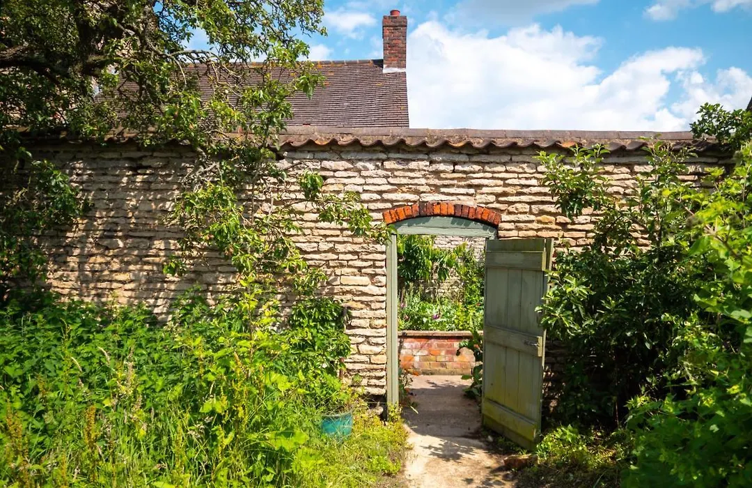 Sawcliffe Manor Country House With Spa, Free Parking, Catering, Self Checkin, Farmstay-1